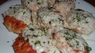 Рецепт Куриные котлетки в луковом соусе