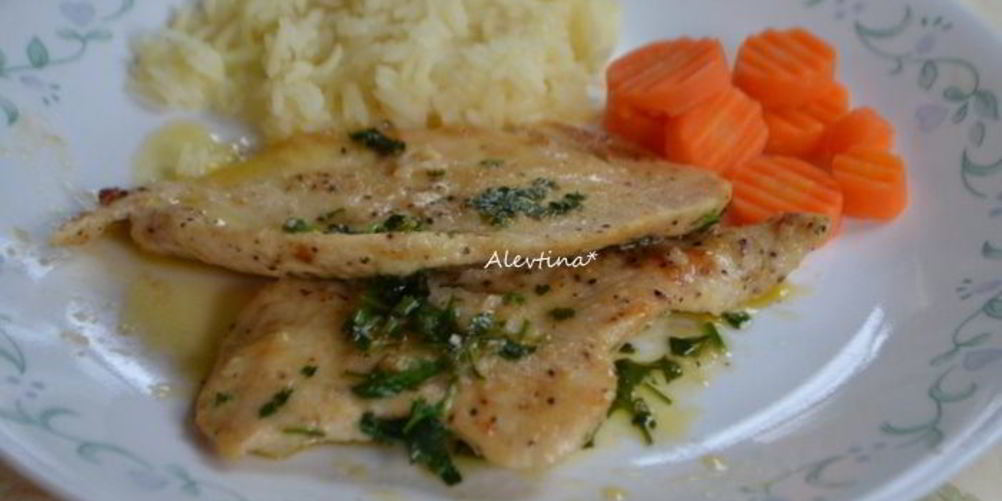 Как приготовить куриные котлеты с зеленым маслом
