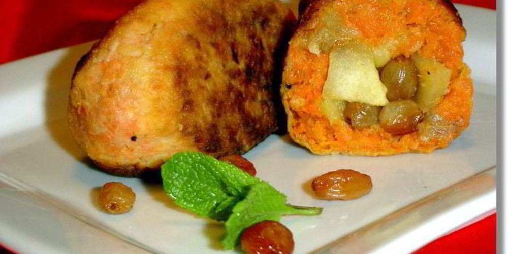 Как приготовить морковные котлеты с яблоками, курагой и изюмом