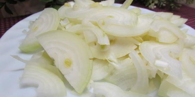 Рецепт мясные котлеты под сметанным соусом