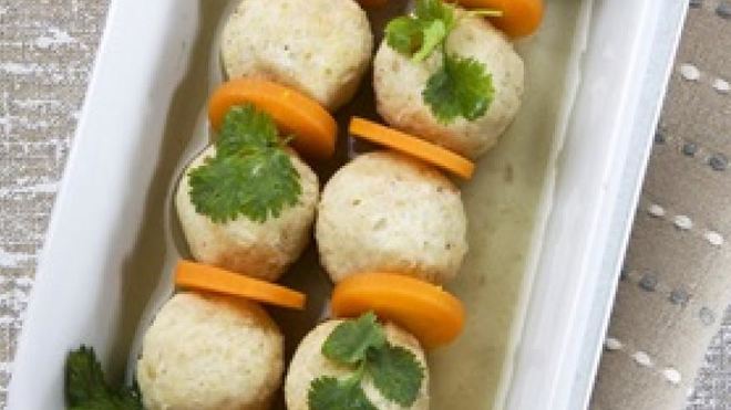 Рецепт Рыбные котлетки в бульоне