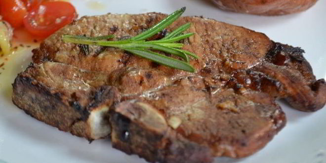 Рецепт свиные котлеты, маринованные с розмарином