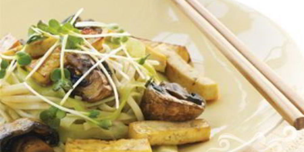 Как приготовить лапша с тофу и грибами