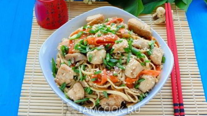 Рецепт Лапша удон с курицей
