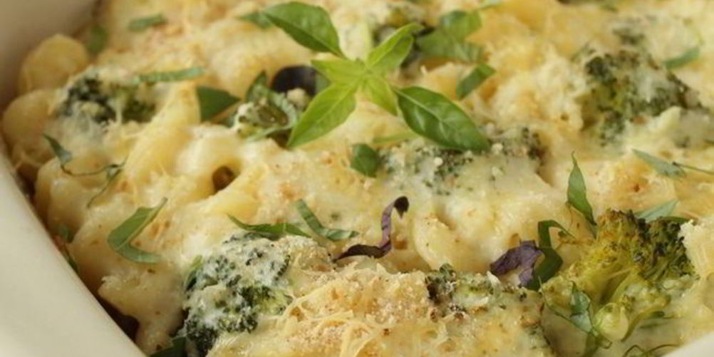 Как приготовить гратен из макарон, куриной грудки и брокколи