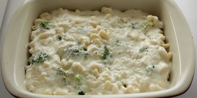 Рецепт гратен из макарон, куриной грудки и брокколи