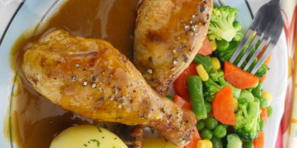 Как приготовить куриные ножки с ароматным чесночком и томатными спагетти