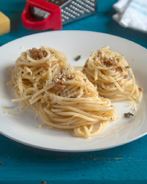 Макароны с говядиной и соусом болоньезе