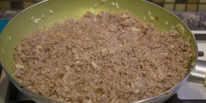 Рецепт макароны с говядиной и соусом болоньезе