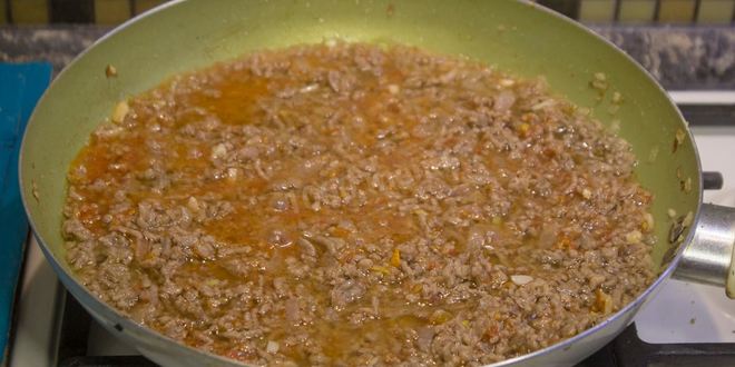 Рецепт макароны с говядиной и соусом болоньезе