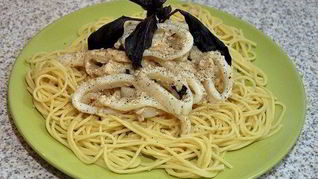 Рецепт Макароны с кальмарами