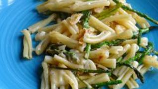 Рецепт Макароны со спаржей и сыром