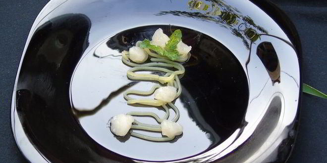 Рецепт молекулярные спагетти с шариками из водки