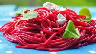 Рецепт Паста под свекольно-ореховым соусом