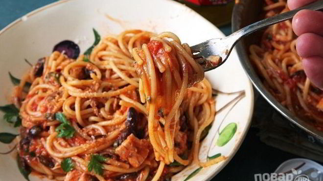 Рецепт Паста с анчоусами и оливками