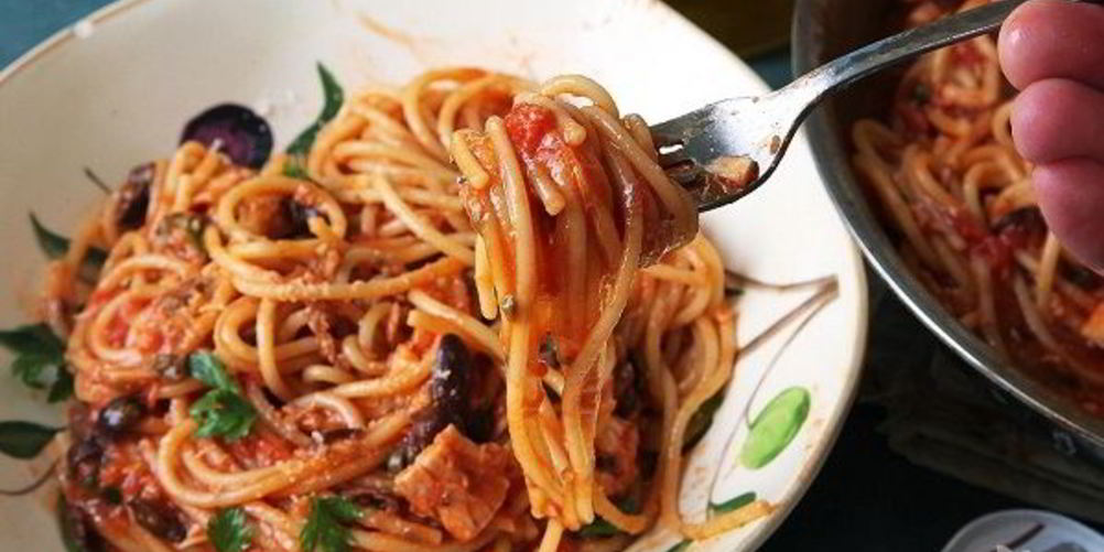 Как приготовить паста с анчоусами и оливками