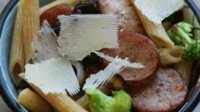 Рецепт Паста с брокколи и колбасой