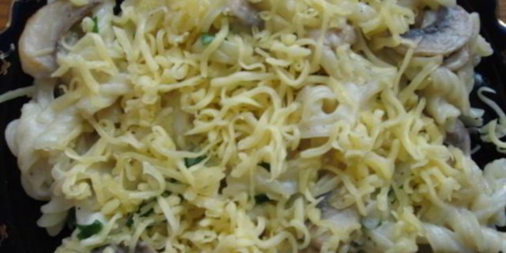 Рецепт макароны с курицей и грибами в сливочном соусе с карри