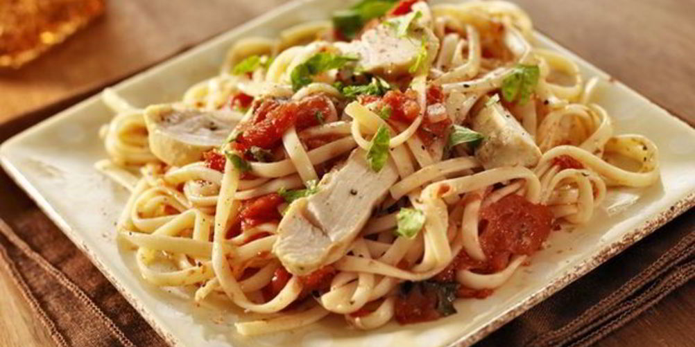 Как приготовить паста с курицей и помидорами