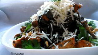 Рецепт Паста с лисичками, чесночно-розмариновым маслом и кедровыми орешками