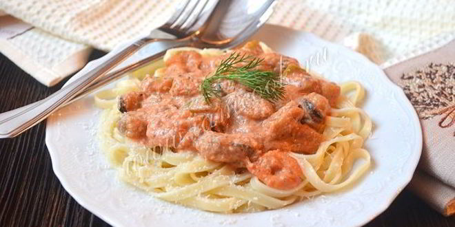 Рецепт паста с морепродуктами в томатно-сливочном соусе