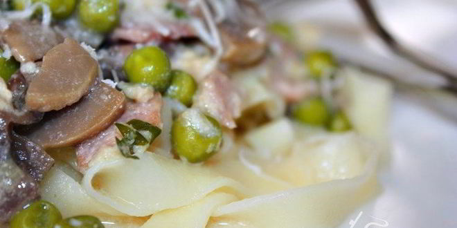 Рецепт паста с шампиньонами и вареной ветчиной