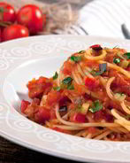 Паста с соусом чили