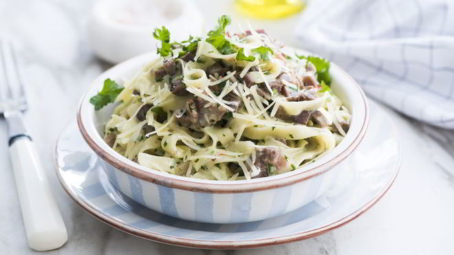 Рецепт Паста с языком в сливочном соусе