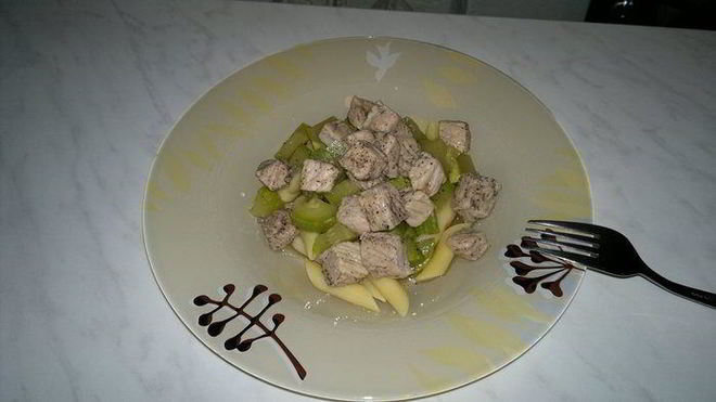 Рецепт Паста со свининой и кабачком в травах