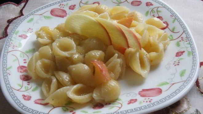 Рецепт Сладкие макароны с фруктами