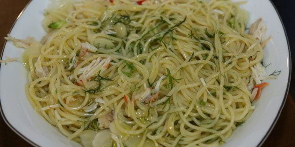 Как приготовить спагетти с крабами и фенхелем