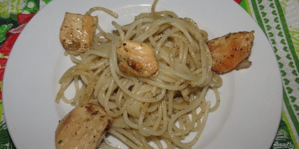 Рецепт спагетти с томатами и оливками в маслинном соусе