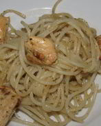 Спагетти с курицей в сметанном соусе