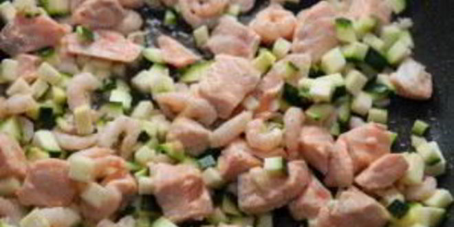 Рецепт спагетти с лососем под сливочным соусом