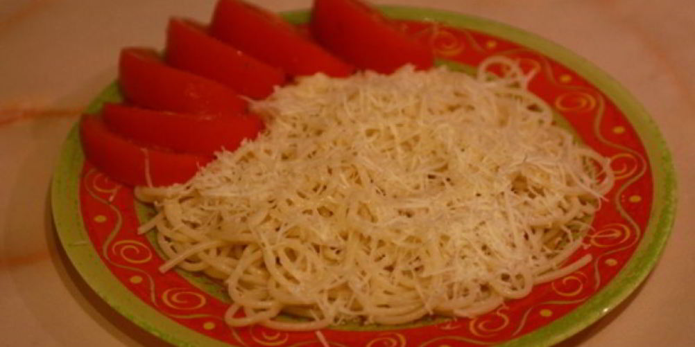 Рецепт спагетти с сосисками и кукурузой