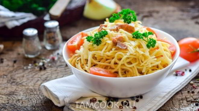 Рецепт Спагетти с ветчиной и сыром