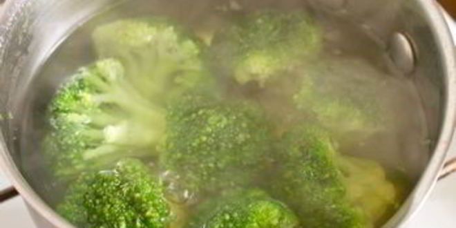 Рецепт спагетти со сливками, брокколи и беконом