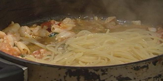 Рецепт спагетти в рыбном соусе