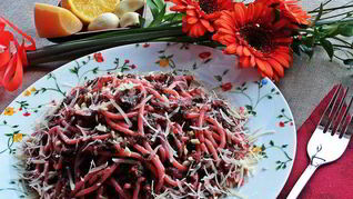 Рецепт Свекольно-шпинатная пикантная паста