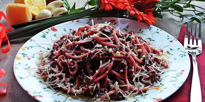 Рецепт свекольно-шпинатная пикантная паста