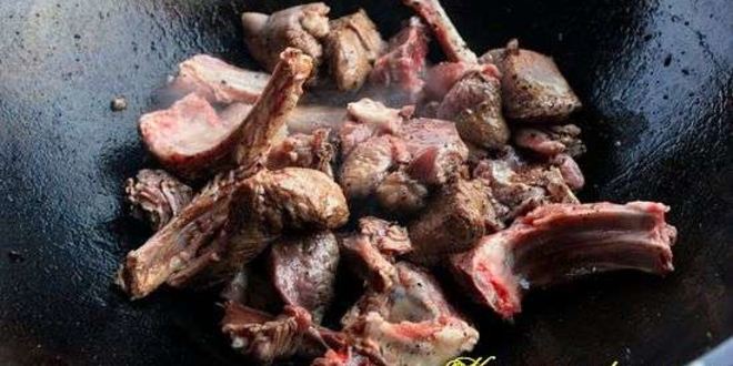 Рецепт баранина с жареной айвой