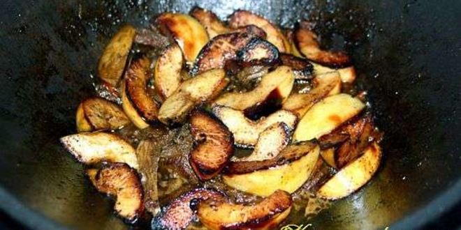 Рецепт баранина с жареной айвой