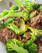 Брокколи и говядина