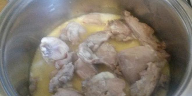 Рецепт кролик в томатно-сливочном соусе с петрушкой