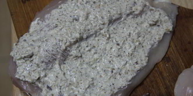 Рецепт куриная грудка, фаршированная ореховой пастой