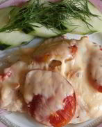 Куриная грудка с помидорами в духовке