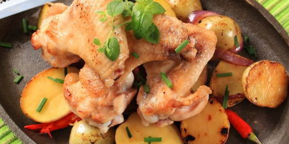 Как приготовить курица с картошкой в духовке с майонезом