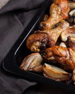 Курица с луком и чесноком