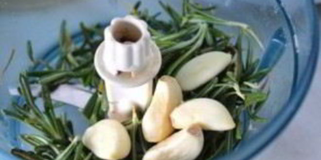Рецепт мясо с розмарином в духовке
