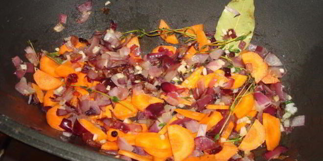 Рецепт перепела тушеные в белом вине